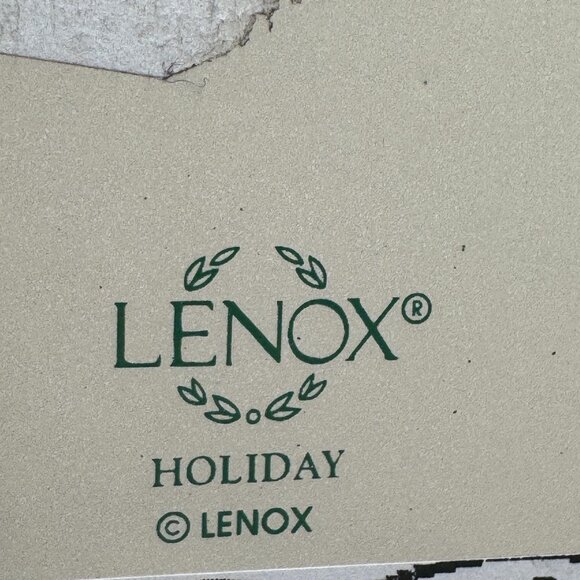 Lenox‎ Holiday Christmas Tea Kettle - Picture 4 of 9